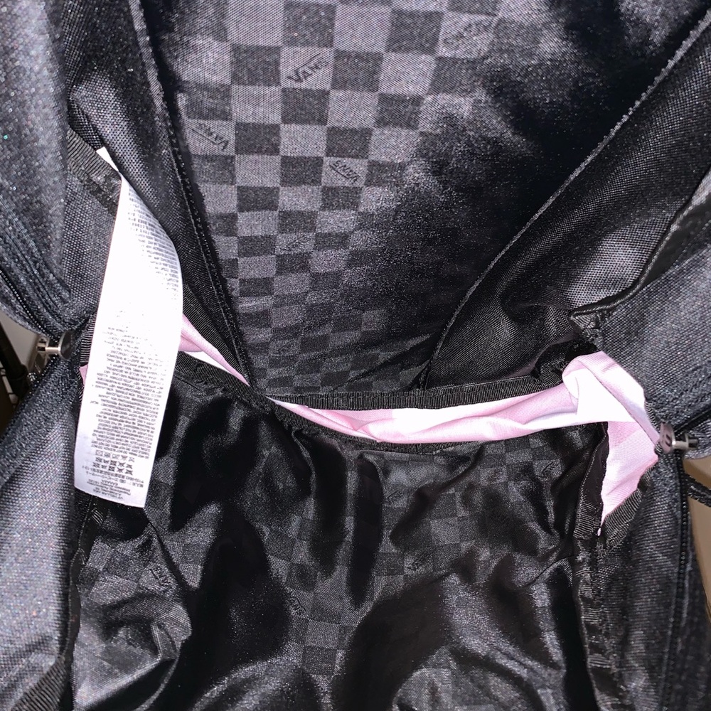 NWT Vans x Disney Minnie Mouse Bow Realm Backpack - Picture 7 of 8